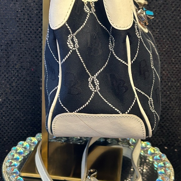 Dooney & Bourke Vintage Nautical Black &White Crossbody/Satchel Approx. 12x8x5 - Picture 5 of 16